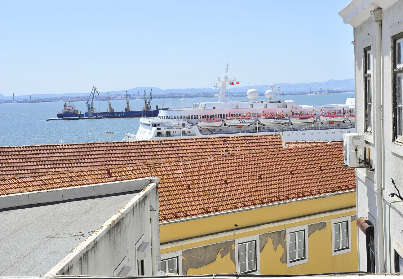 Apartamento em Lisboa - Remedios I