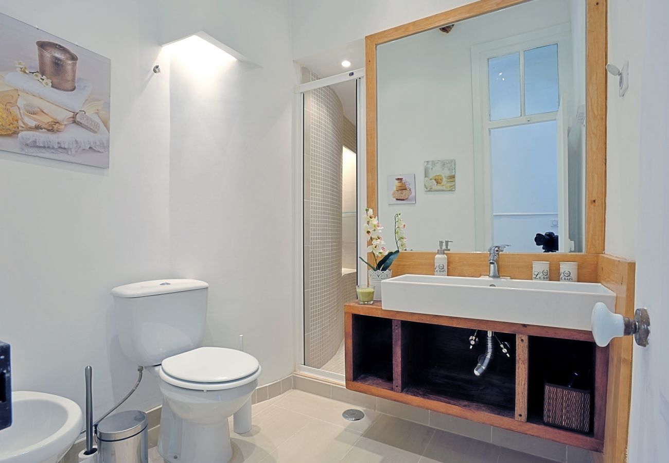 Apartamento em Lisboa - Remedios I