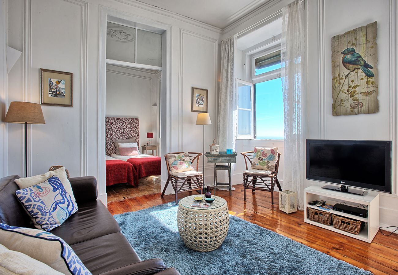 Apartment in Lisbon - Remedios III