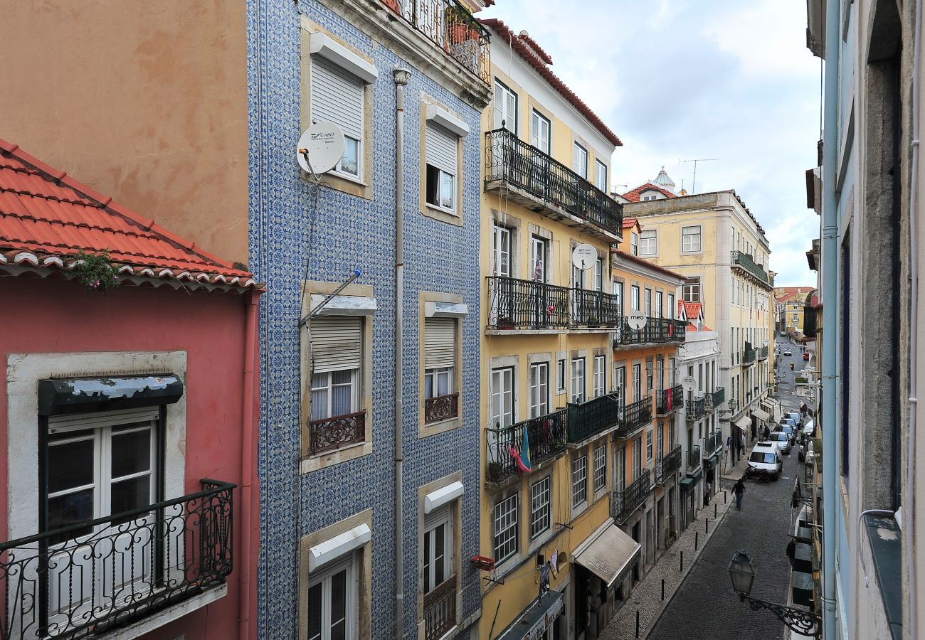 Apartment in Lisbon - Remedios VII